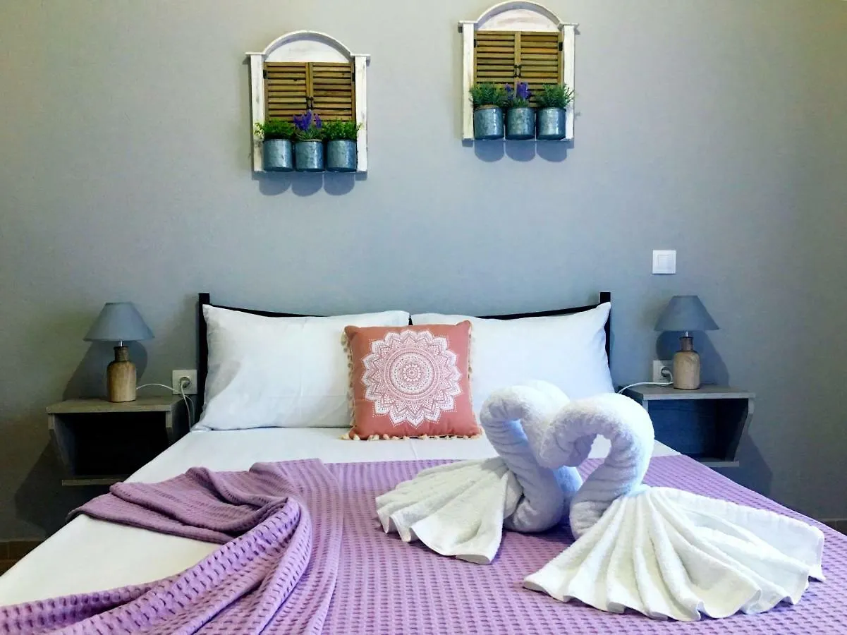 Apartment Almira - Rooms To Let Nea Roda